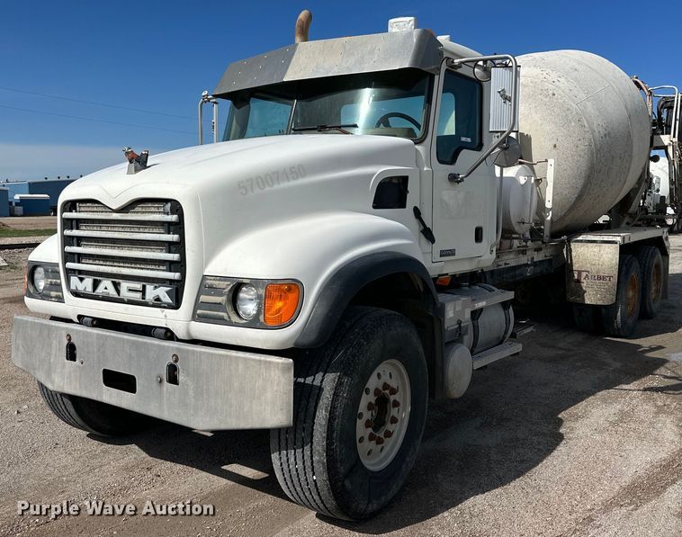image for item NY9055 2007 Mack CV513  ready mix truck