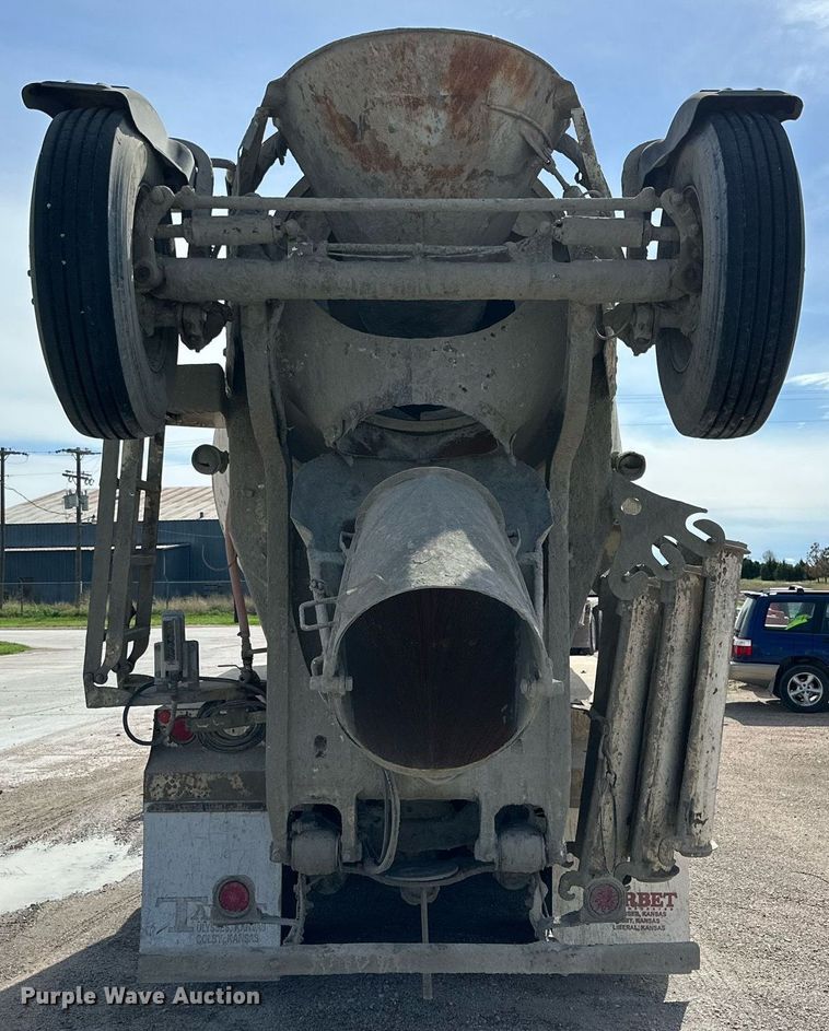 image for item NY9055 2007 Mack CV513  ready mix truck