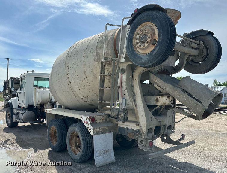 image for item NY9055 2007 Mack CV513  ready mix truck