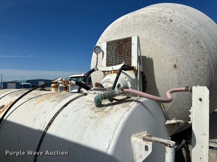 image for item NY9055 2007 Mack CV513  ready mix truck