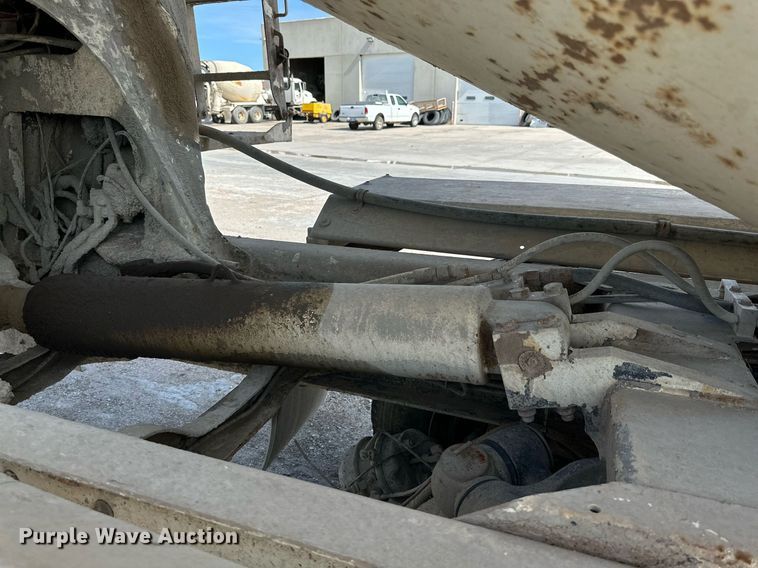 image for item NY9055 2007 Mack CV513  ready mix truck