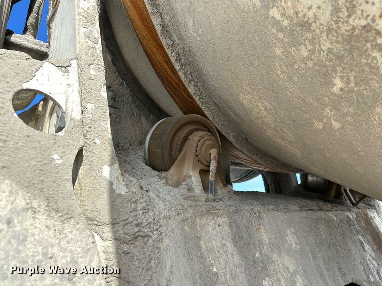 image for item NY9055 2007 Mack CV513  ready mix truck