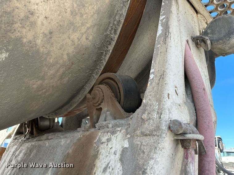 image for item NY9055 2007 Mack CV513  ready mix truck