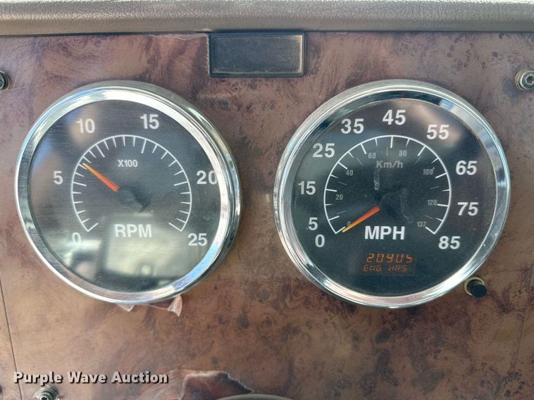 image for item NY9056 2007 International 5500i  ready mix truck