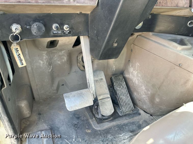 image for item NY9056 2007 International 5500i  ready mix truck