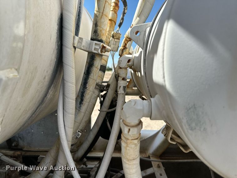 image for item NY9056 2007 International 5500i  ready mix truck