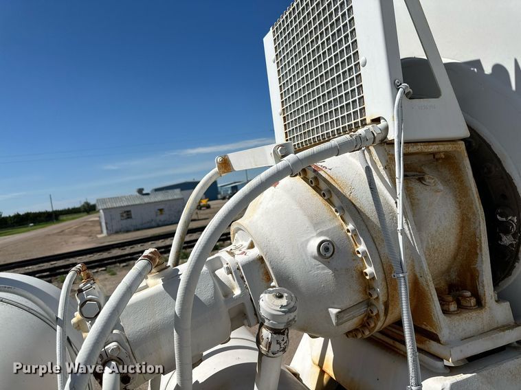 image for item NY9056 2007 International 5500i  ready mix truck