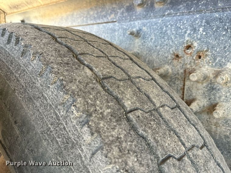 image for item NY9056 2007 International 5500i  ready mix truck