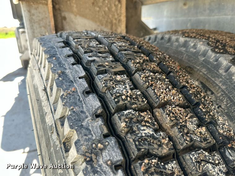 image for item NY9056 2007 International 5500i  ready mix truck