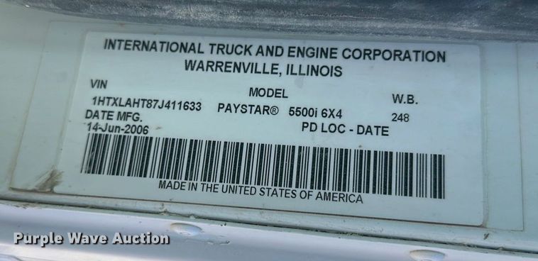 image for item NY9056 2007 International 5500i  ready mix truck