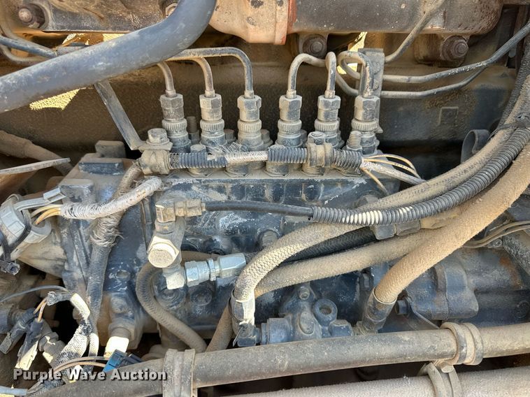 image for item NY9057 1993 Mack CH613  semi truck