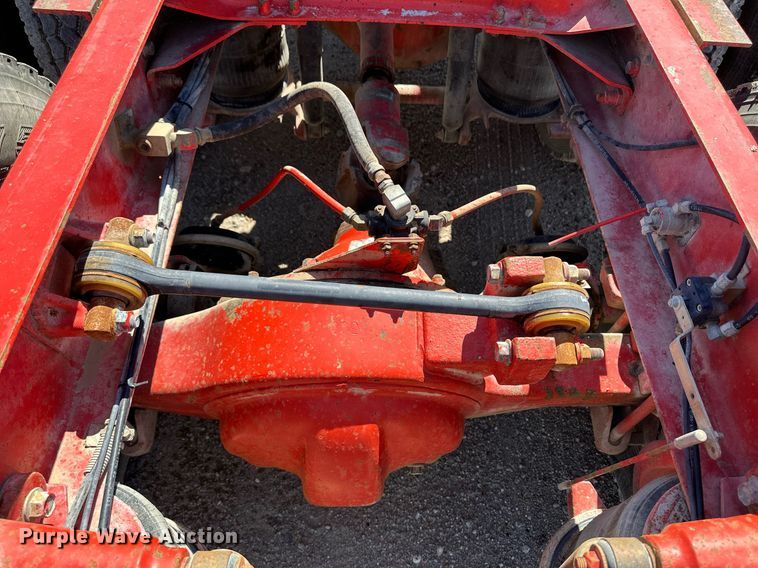 image for item NY9057 1993 Mack CH613  semi truck