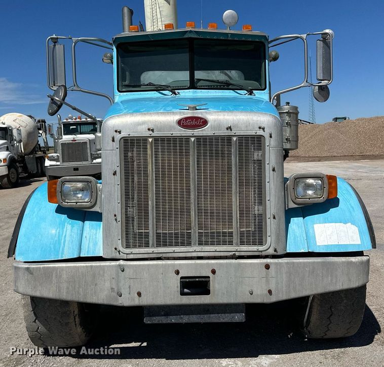 image for item NY9058 2006 Peterbilt 357  ready mix truck
