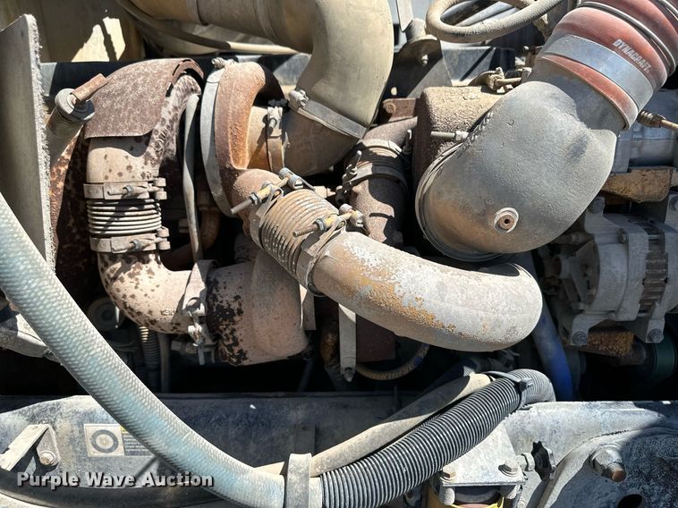 image for item NY9058 2006 Peterbilt 357  ready mix truck