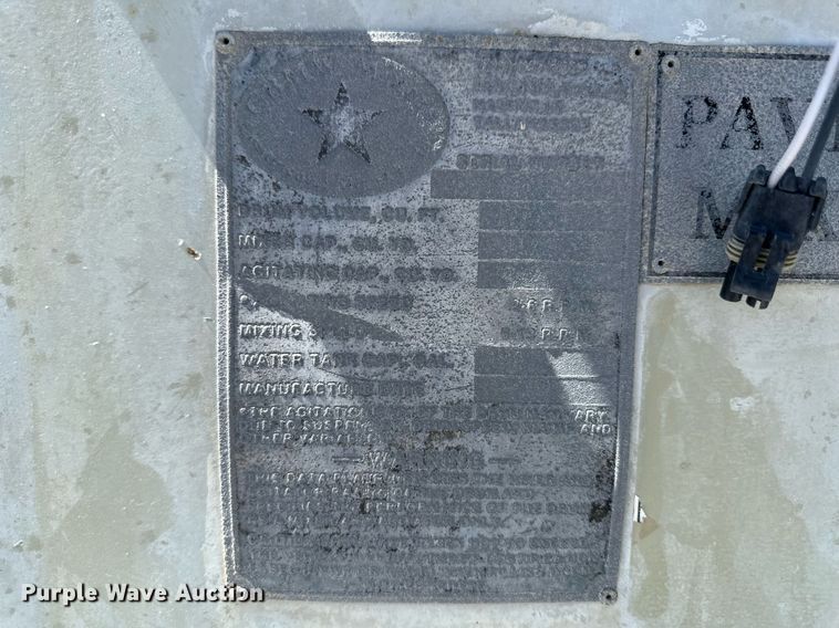 image for item NY9058 2006 Peterbilt 357  ready mix truck