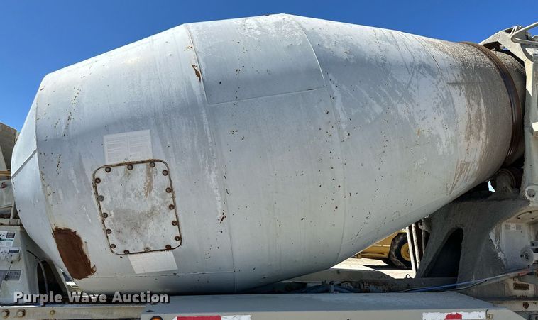 image for item NY9058 2006 Peterbilt 357  ready mix truck