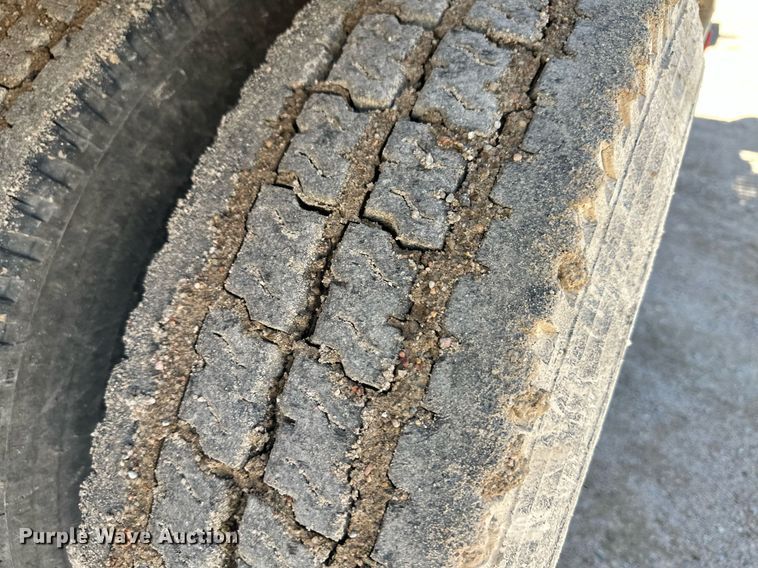 image for item NY9058 2006 Peterbilt 357  ready mix truck