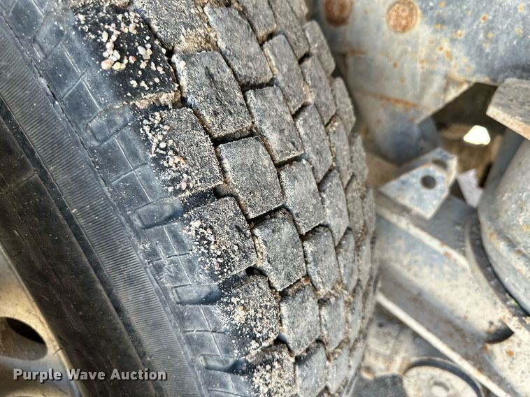 image for item NY9058 2006 Peterbilt 357  ready mix truck