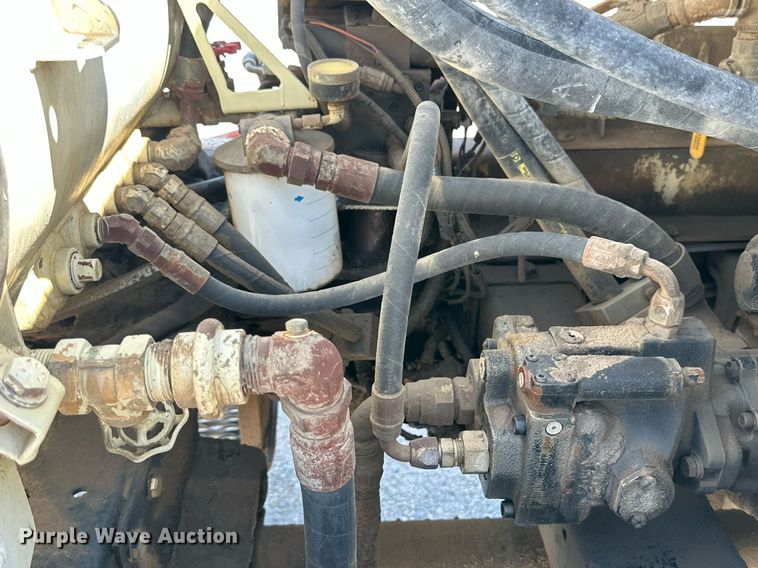 image for item NY9059 2006 Peterbilt 357  ready mix truck