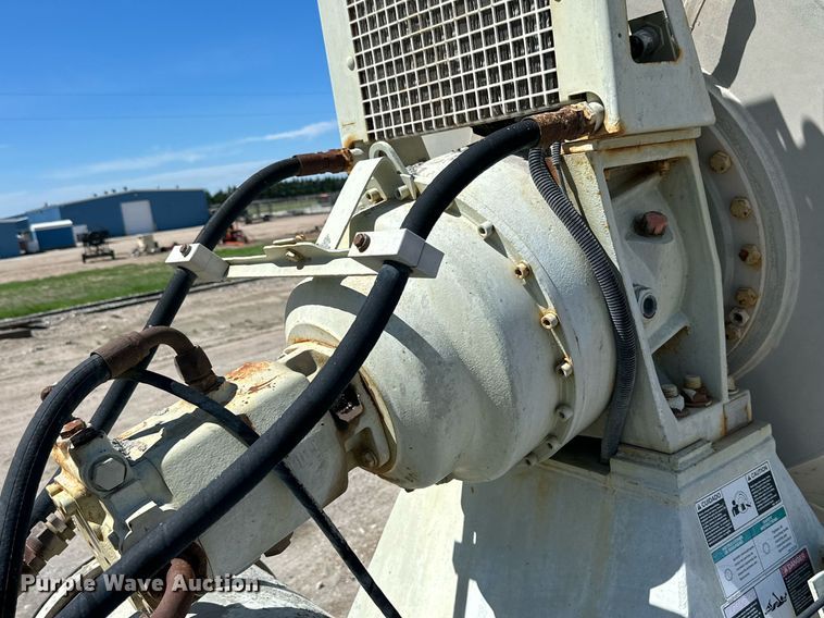 image for item NY9059 2006 Peterbilt 357  ready mix truck