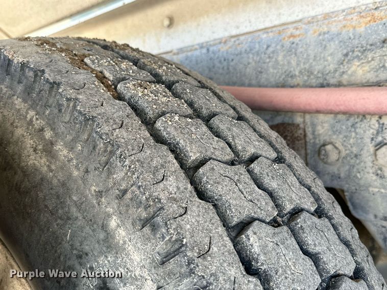 image for item NY9059 2006 Peterbilt 357  ready mix truck