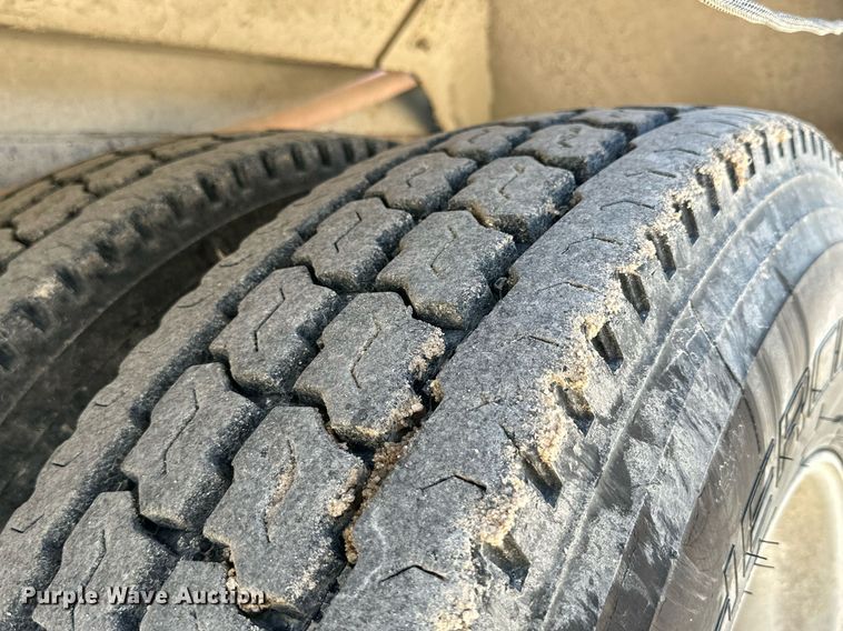 image for item NY9059 2006 Peterbilt 357  ready mix truck