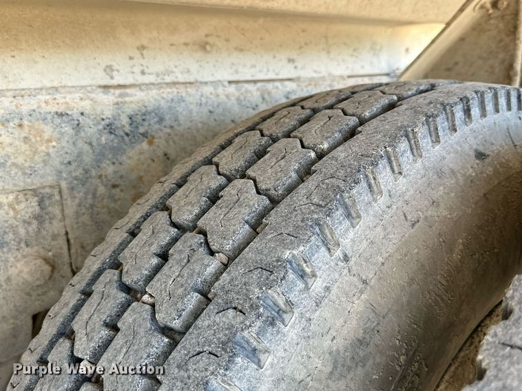 image for item NY9059 2006 Peterbilt 357  ready mix truck