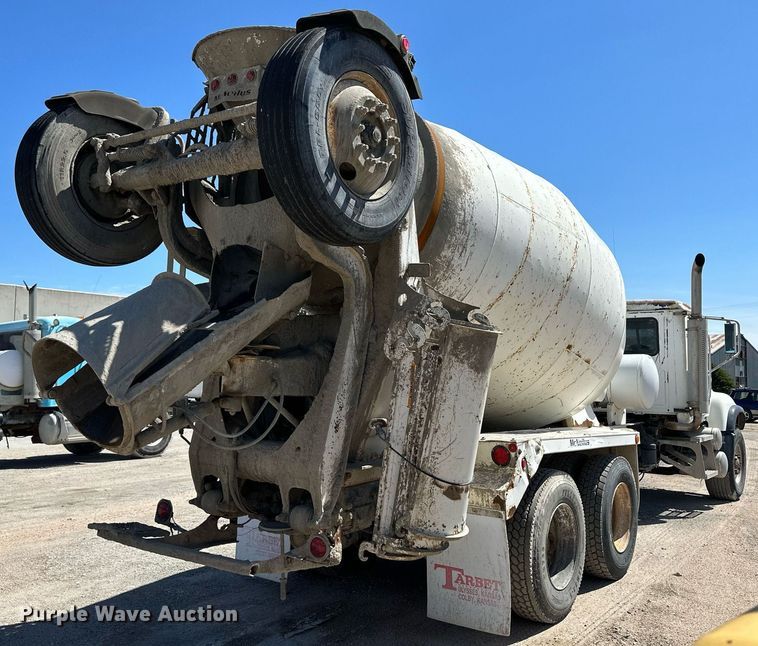 image for item NY9060 2004 Mack CV513  ready mix truck