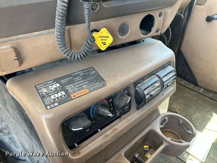 image for item NY9060 2004 Mack CV513  ready mix truck