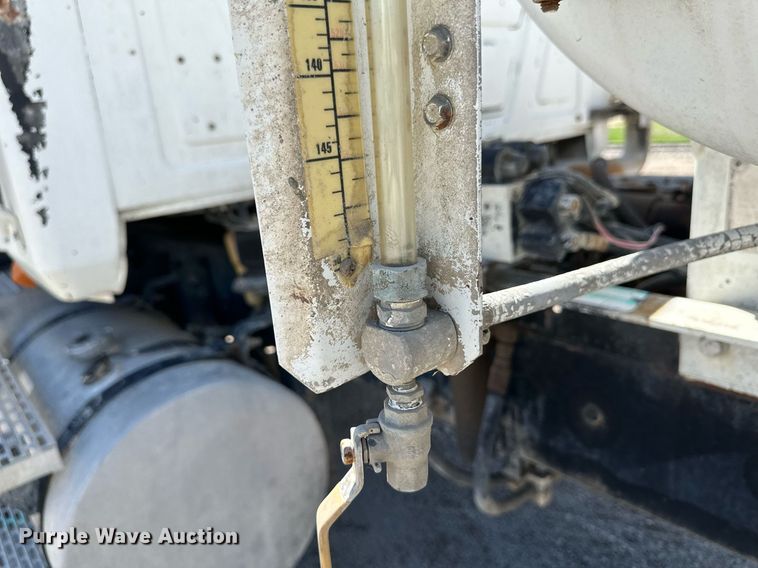 image for item NY9060 2004 Mack CV513  ready mix truck