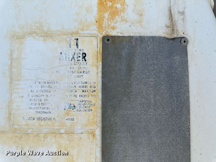 image for item NY9060 2004 Mack CV513  ready mix truck