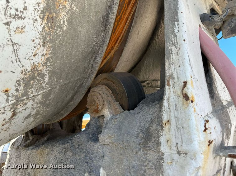 image for item NY9060 2004 Mack CV513  ready mix truck