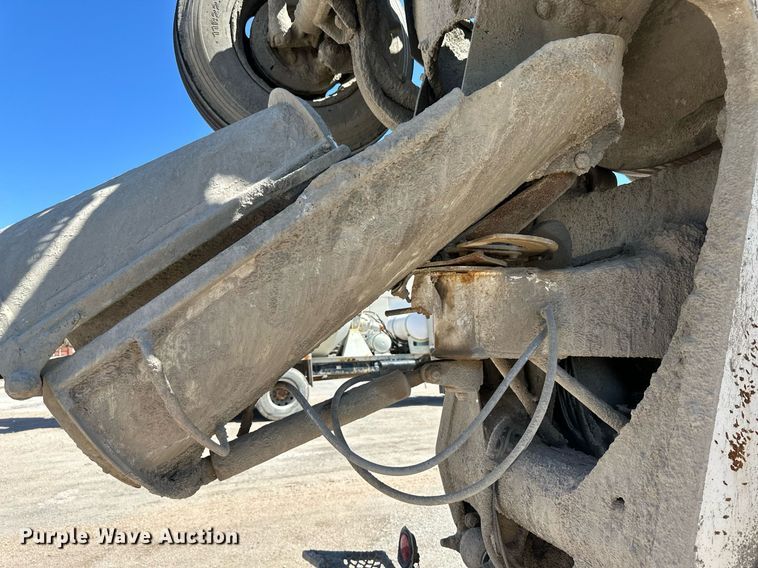 image for item NY9060 2004 Mack CV513  ready mix truck