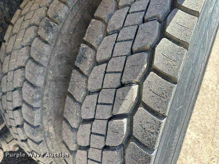 image for item NY9060 2004 Mack CV513  ready mix truck