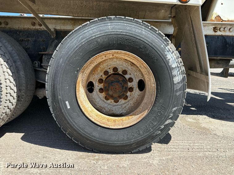 image for item NY9060 2004 Mack CV513  ready mix truck