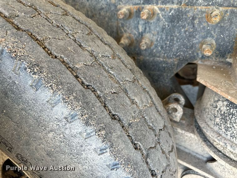 image for item NY9060 2004 Mack CV513  ready mix truck