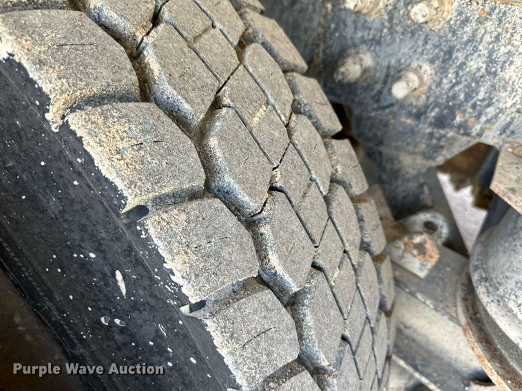 image for item NY9060 2004 Mack CV513  ready mix truck