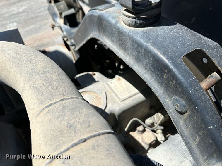 image for item NY9061 1993 UD Nissan UD3000  dump flatbed truck