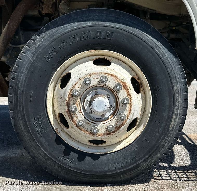 image for item NY9061 1993 UD Nissan UD3000  dump flatbed truck