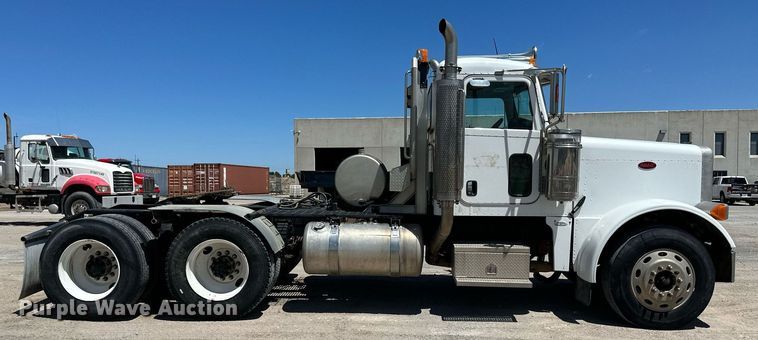 image for item NY9062 2006 Peterbilt 379  semi truck