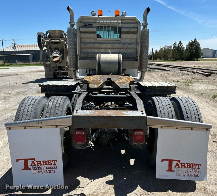 image for item NY9062 2006 Peterbilt 379  semi truck