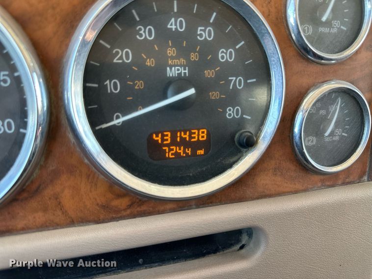 image for item NY9062 2006 Peterbilt 379  semi truck