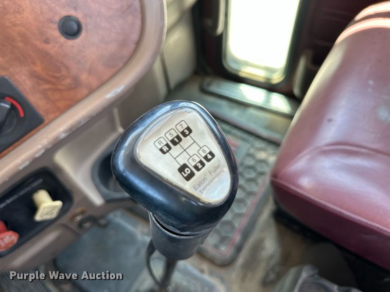 image for item NY9062 2006 Peterbilt 379  semi truck