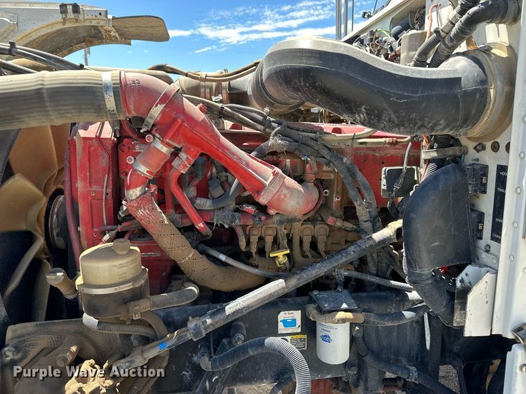 image for item NY9062 2006 Peterbilt 379  semi truck