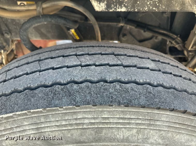 image for item NY9062 2006 Peterbilt 379  semi truck