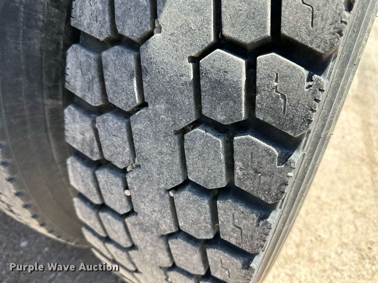 image for item NY9062 2006 Peterbilt 379  semi truck