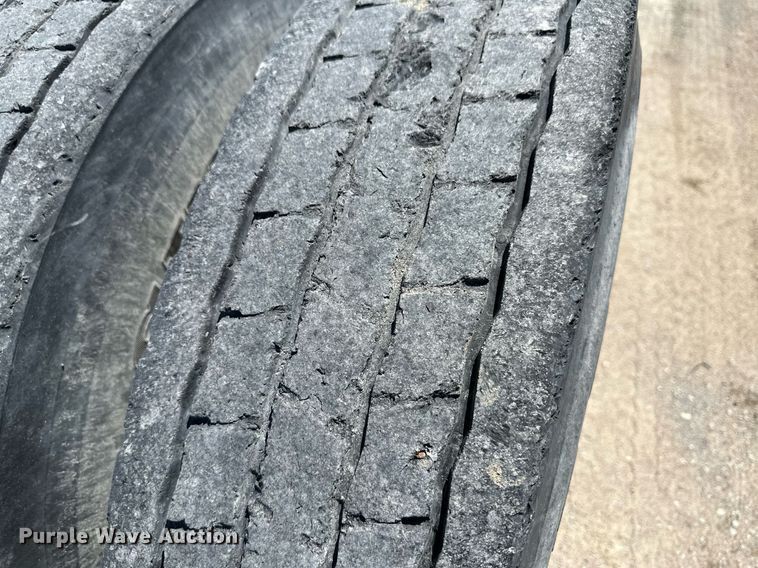 image for item NY9062 2006 Peterbilt 379  semi truck