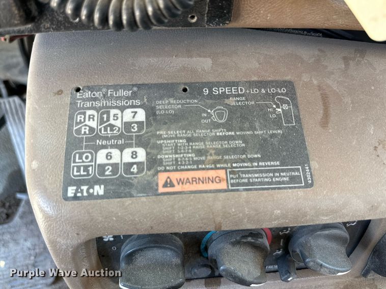 image for item NY9063 2005 Mack CV513  ready mix truck