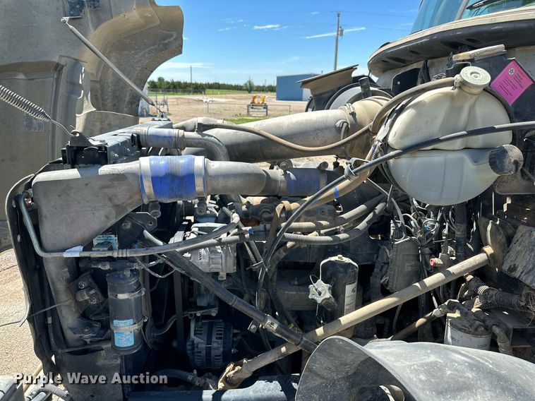 image for item NY9063 2005 Mack CV513  ready mix truck