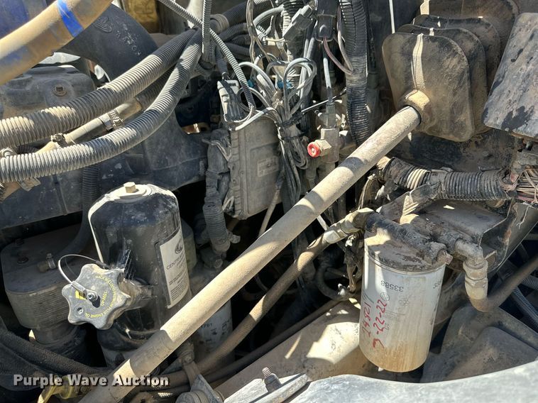 image for item NY9063 2005 Mack CV513  ready mix truck